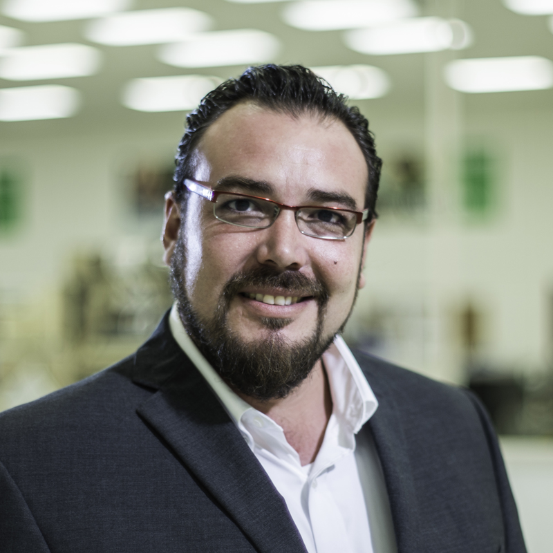 Emilio Garza – Application Engineer